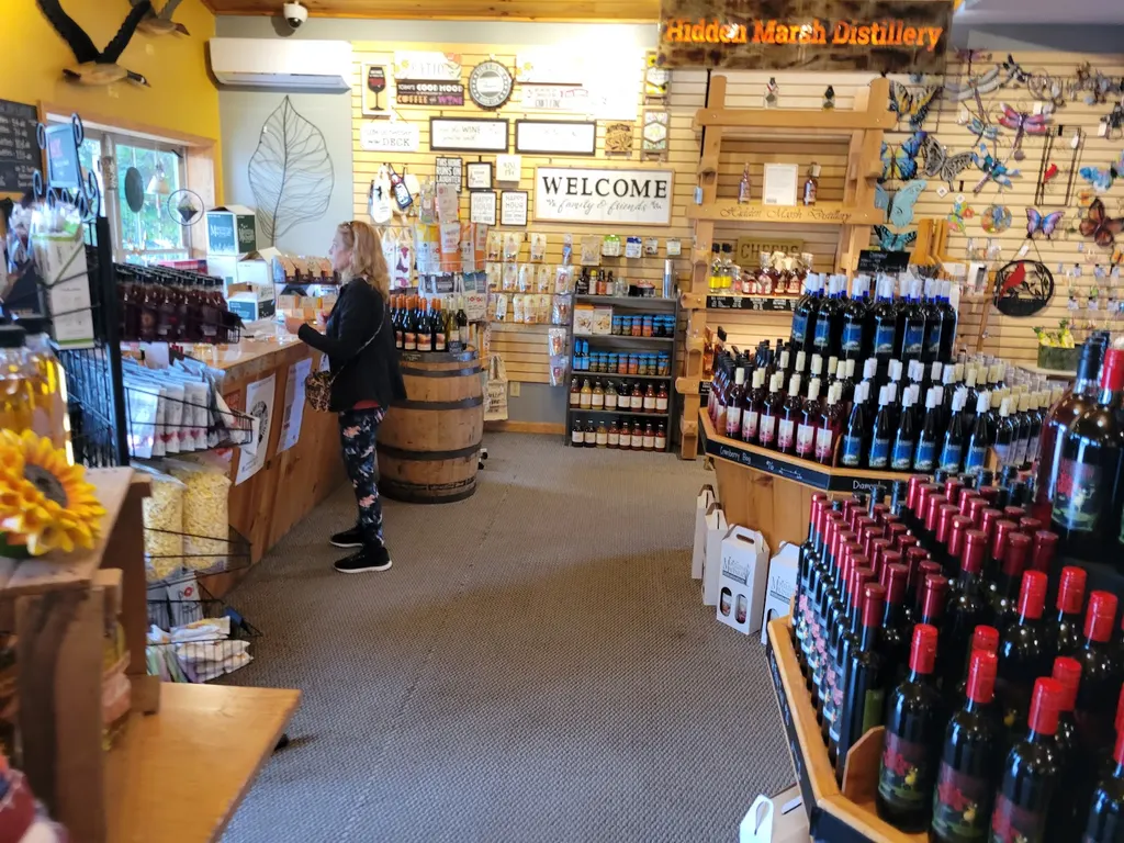 Montezuma Winery & Hidden Marsh Distillery photo 4