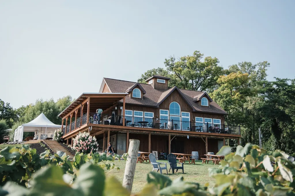 Vineyard View Winery
