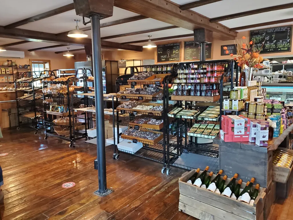 Tabora Farm & Winery photo 3
