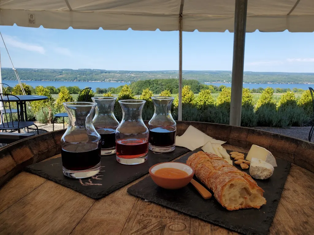 Standing Stone Vineyards photo 4
