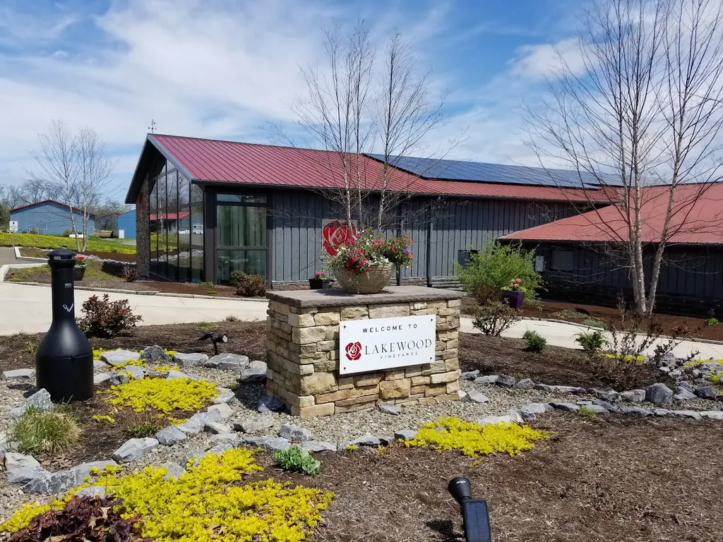 Lakewood Vineyards photo 4