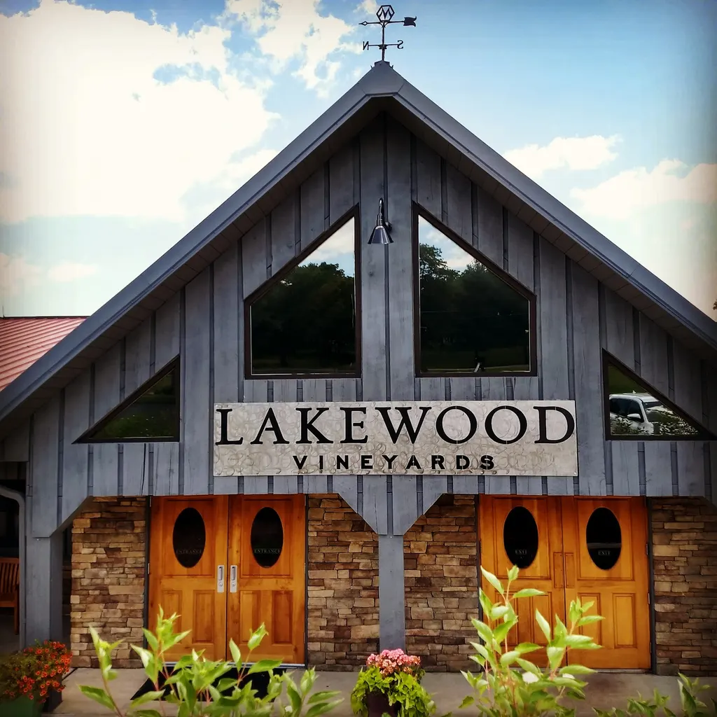 Lakewood Vineyards