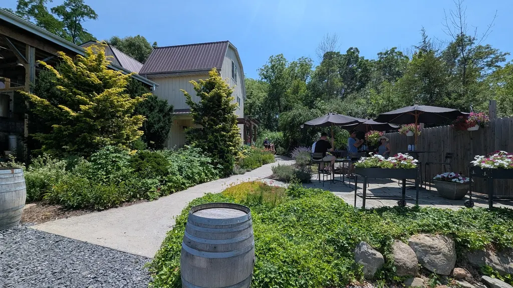 Heart & Hands Wine Company