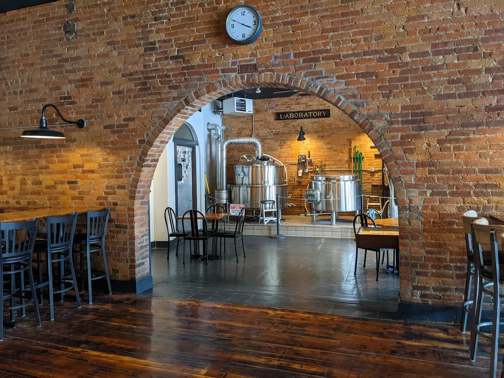 Garrett's Brewing Company photo 5