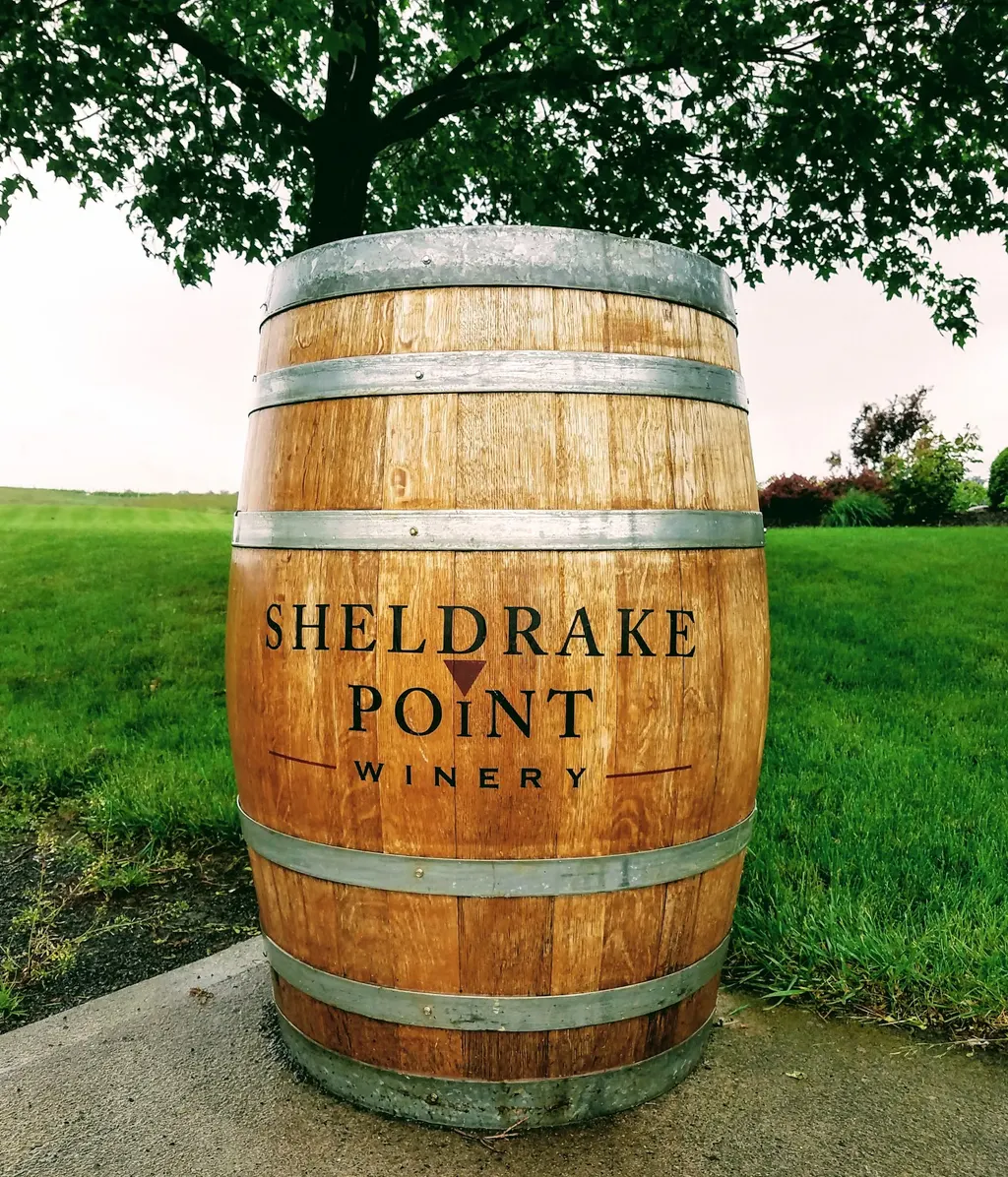 Sheldrake Point Winery photo 2