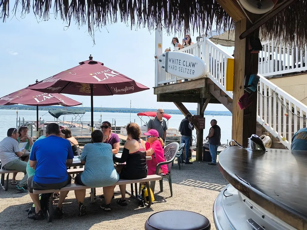Wolffy's Grill and Marina photo 2