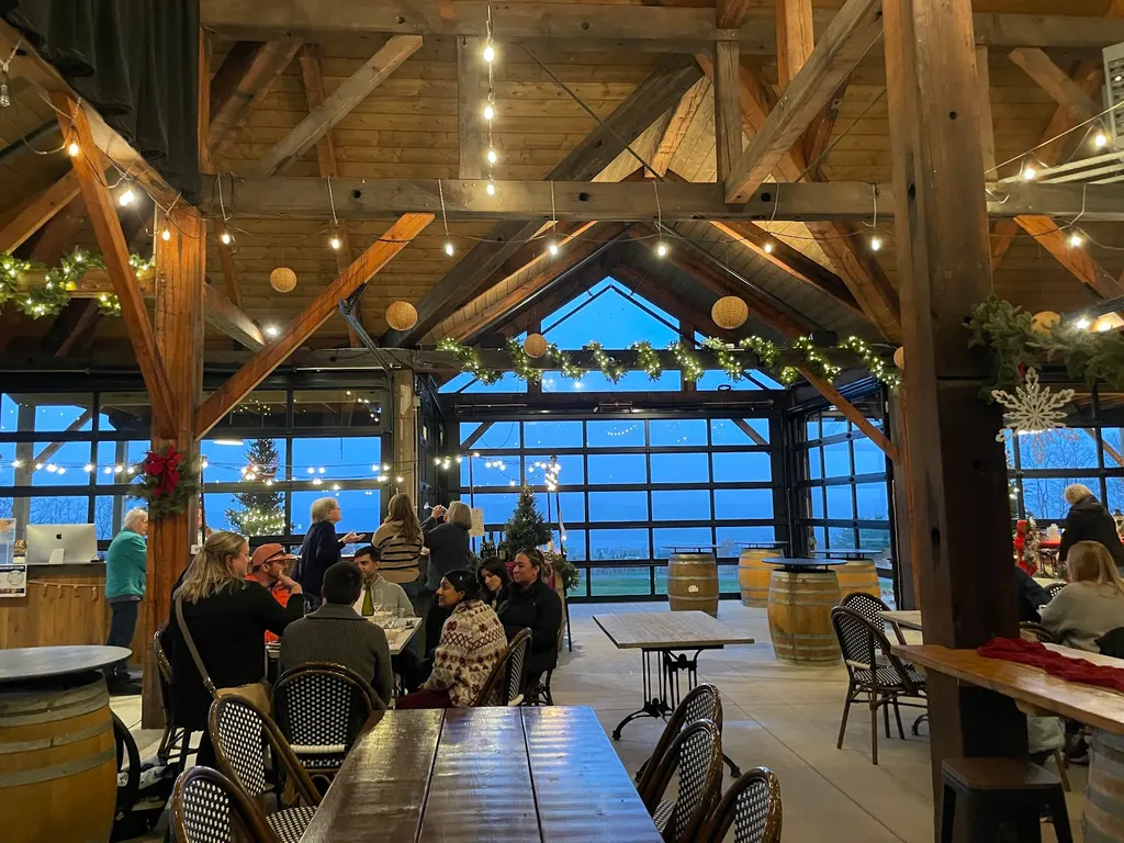 Point of the Bluff Vineyards photo 3