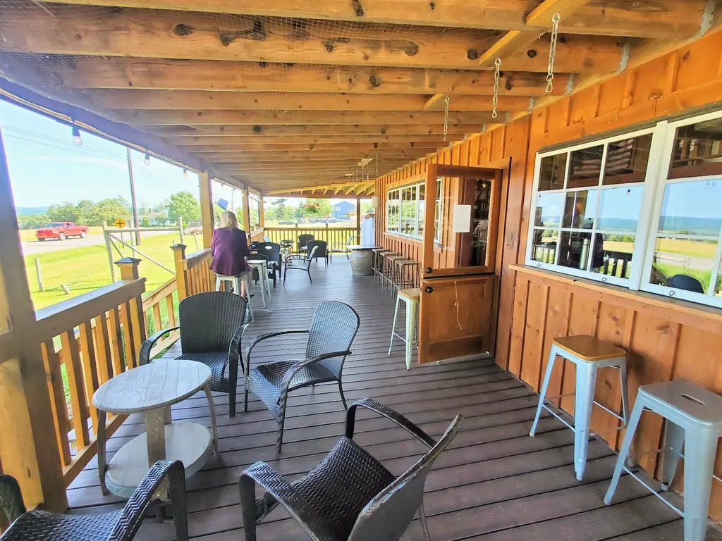 Point of the Bluff Vineyards photo 5