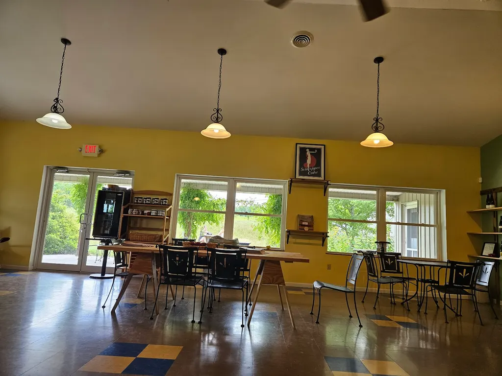 Bellwether Hard Cider and Wine Cellars photo 4