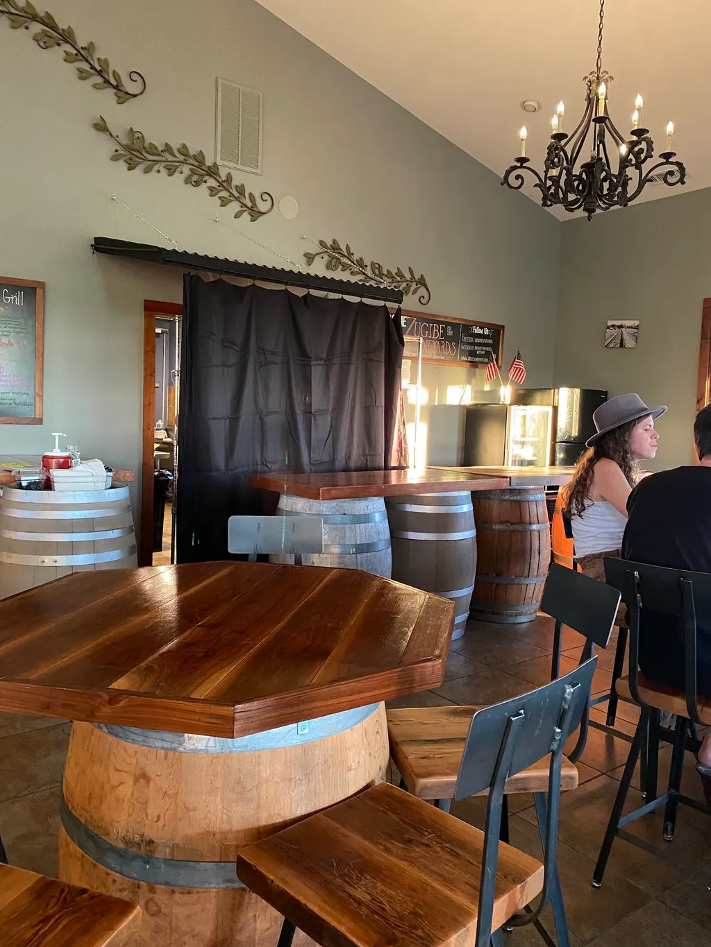 Zugibe Vineyards photo 2